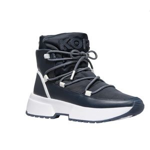 MICHAEL - MICHAEL KORS || Blue Hightop Sneaker Boots. Size 9.5